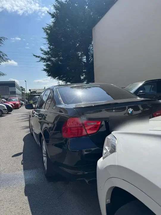 BMW 318I