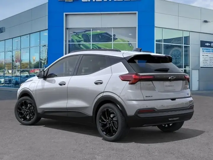 Chevrolet Bolt 2027 photo 3