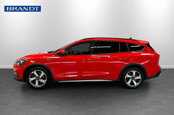 Ford Focus 2022 photo 3