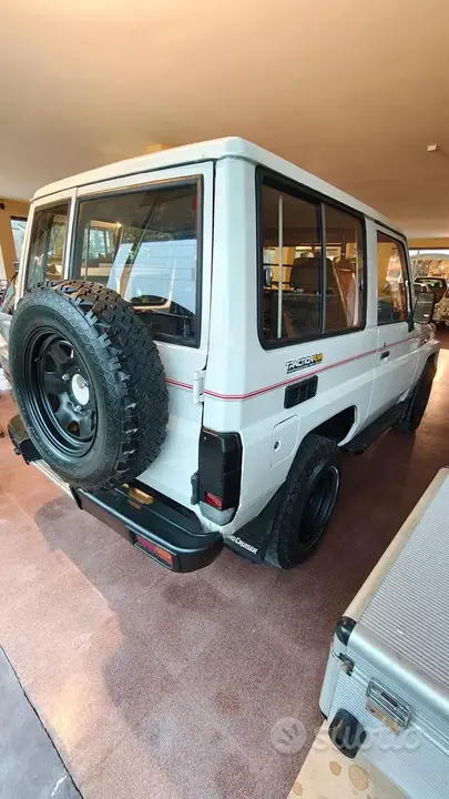 Toyota Land Cruiser 1992 photo 3