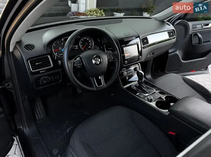 Volkswagen Touareg 2013 photo 5
