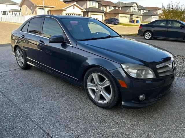 Mercedes-Benz C300 2010 photo 4