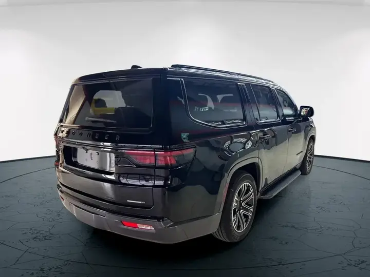 Jeep Wagoneer 2022 photo 4