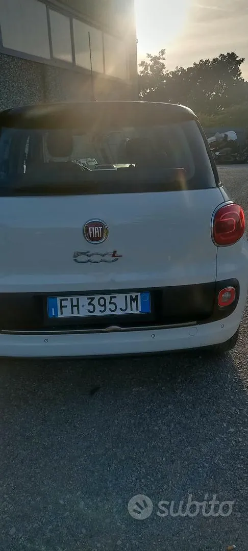 Fiat 500L 2016 photo 2