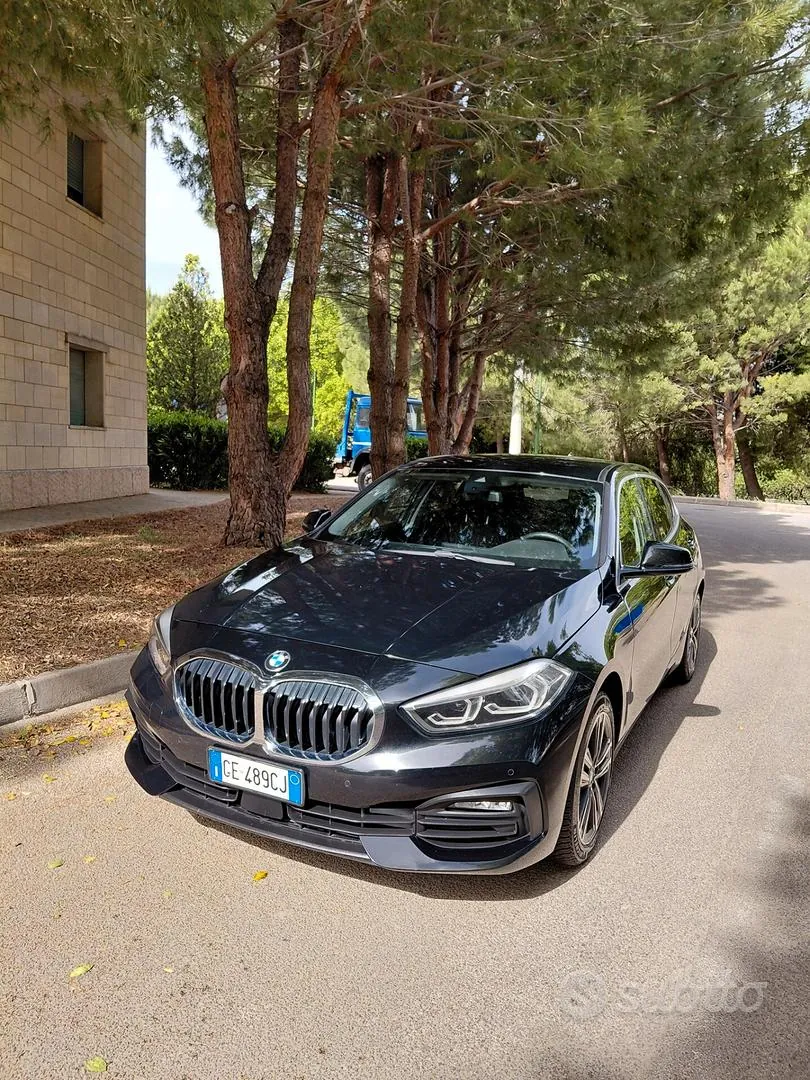 BMW 1 Series 2021 photo 2