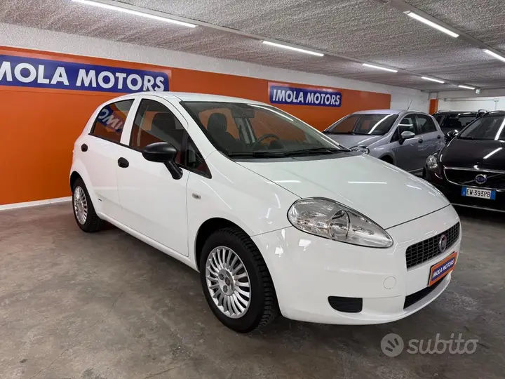 Fiat Grande Punto 2007 photo 5