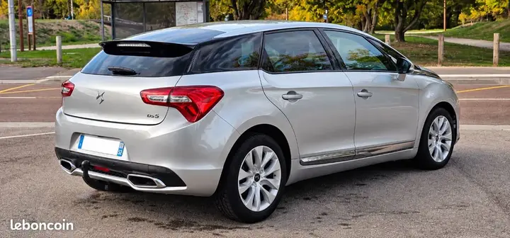 Citroen Ds5 2015 photo 2