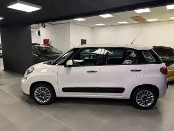 Fiat 500L 2012 photo 4