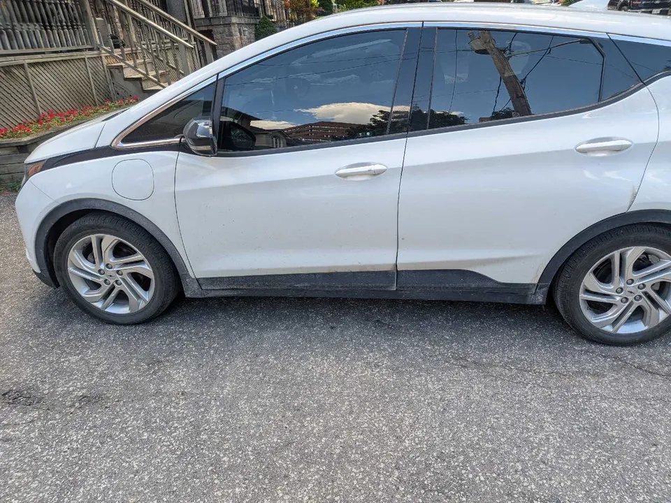 Chevrolet Bolt 2022 photo 3