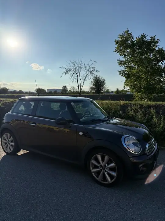 Mini Coupé 2011 photo 2