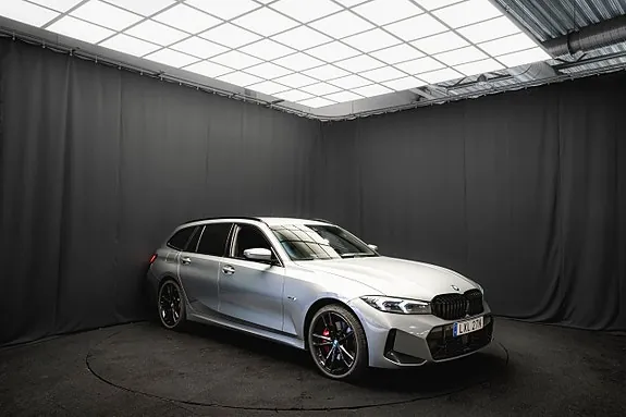 BMW 330E 2023 photo 4