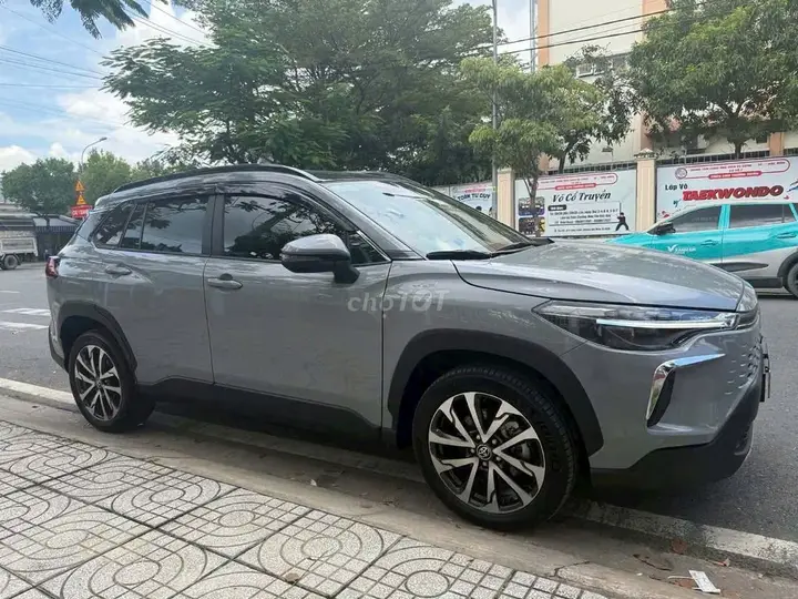 Toyota Corolla Cross 2025 photo 2