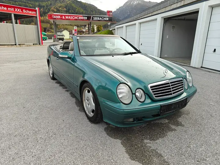 Mercedes-Benz Clk-Class 2000 photo 3