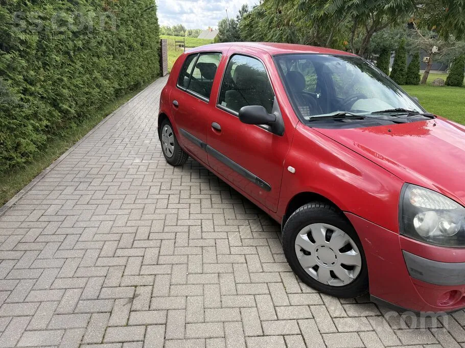 Renault Clio 2006 photo 4