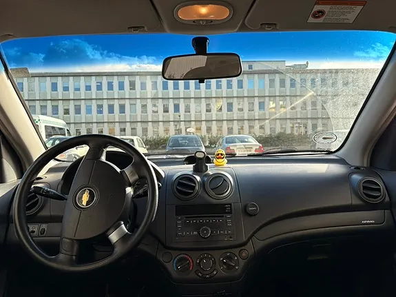 Chevrolet Aveo 2012 photo 3