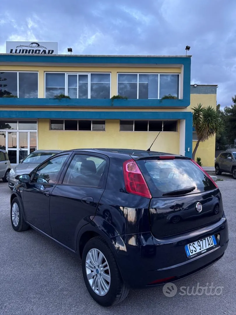 Fiat Punto Evo 2012 photo 4