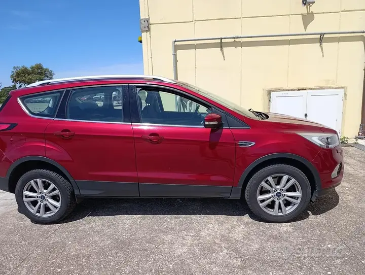 Ford Kuga 2018 photo 2