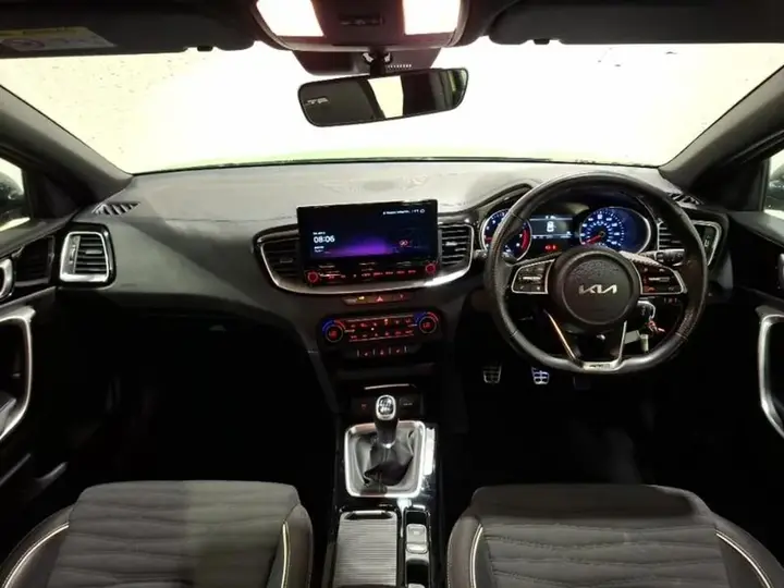 Kia Xceed 2023 photo 3