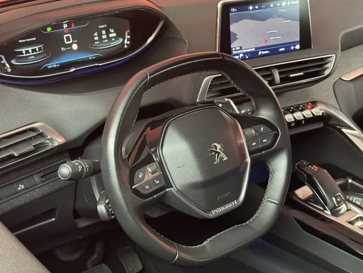 Peugeot 3008 2018 photo 3