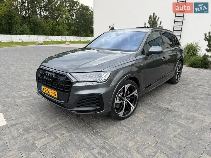 Audi Q7