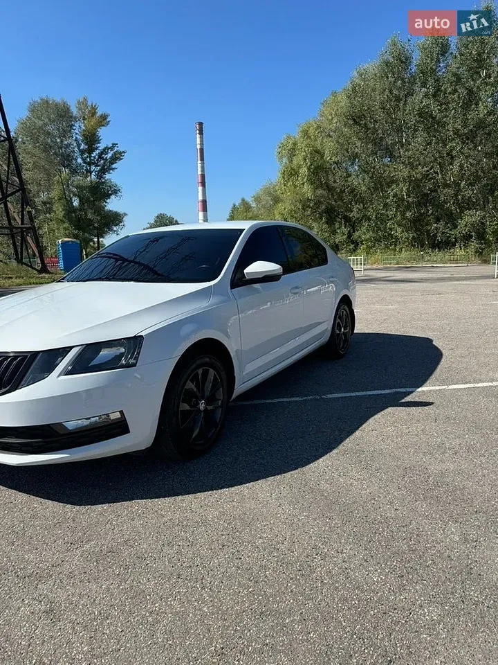 Skoda Octavia 2017 photo 2