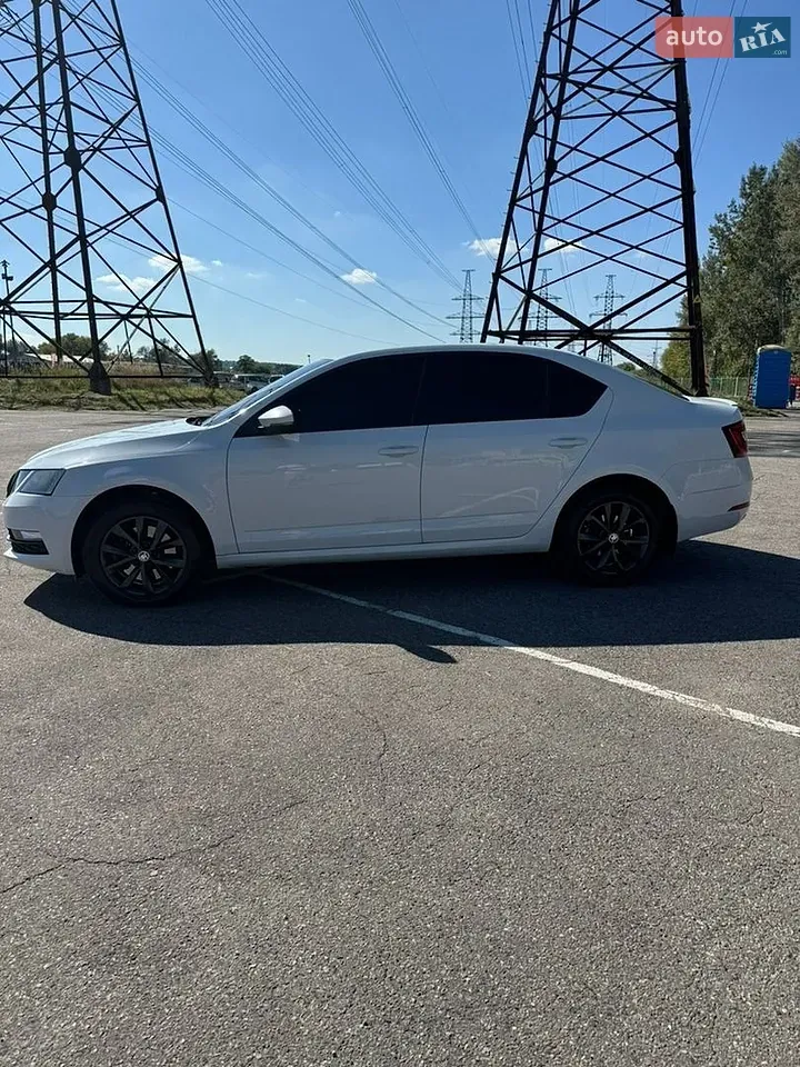 Skoda Octavia 2017 photo 3
