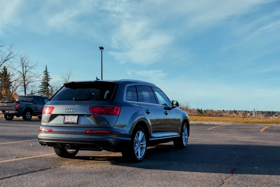 Audi Q7 2017 photo 5