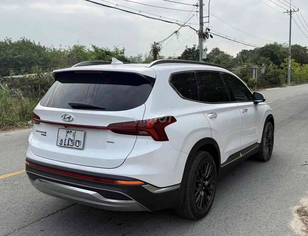 Hyundai Santa Fe 2023 photo 4