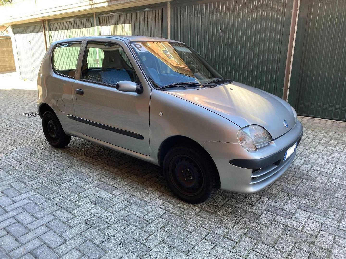 Fiat Seicento 2001 photo 2