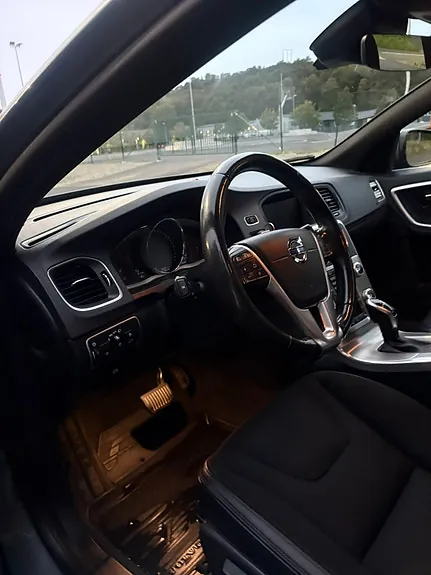 Volvo V60 2018 photo 4