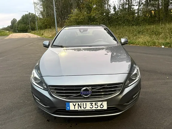Volvo V60 2018 photo 2