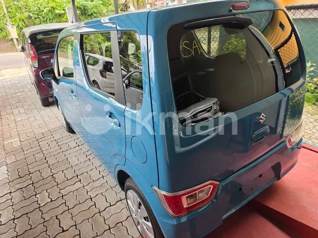 Suzuki Wagon R 2024 photo 3