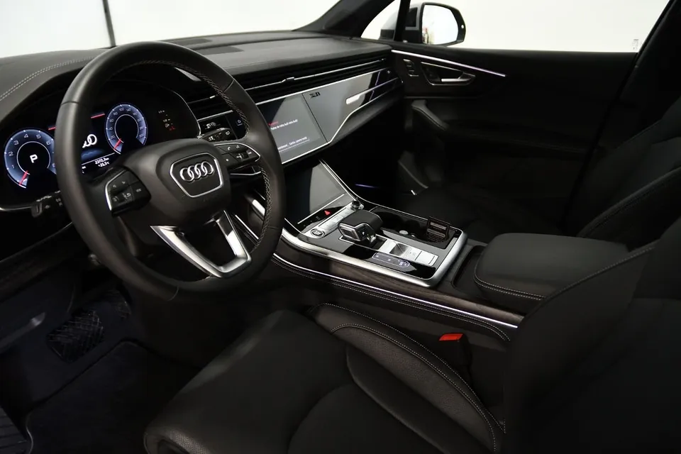 Audi Q7 2026 photo 2