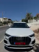 Audi Q3 2022 photo 2