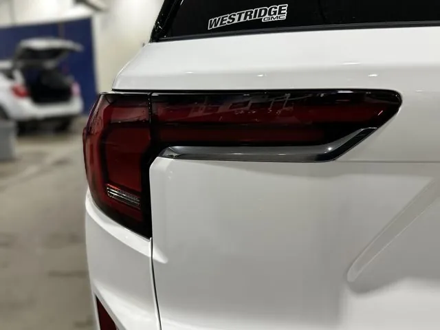 GMC Terrain 2027 photo 4