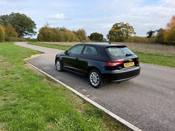 Audi A3 2014 photo 5