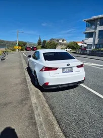 Lexus Is 300H 2015 photo 3