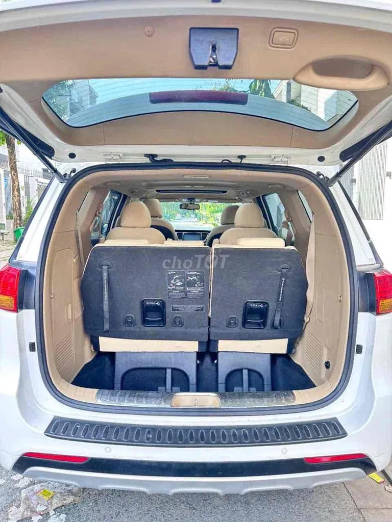 Kia Sedona 2016 photo 5