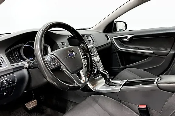 Volvo V60 Cross Country 2018 photo 4