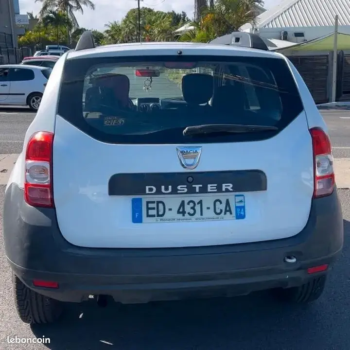 Dacia Duster 2016 photo 4