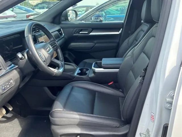 GMC Terrain 2026 photo 2
