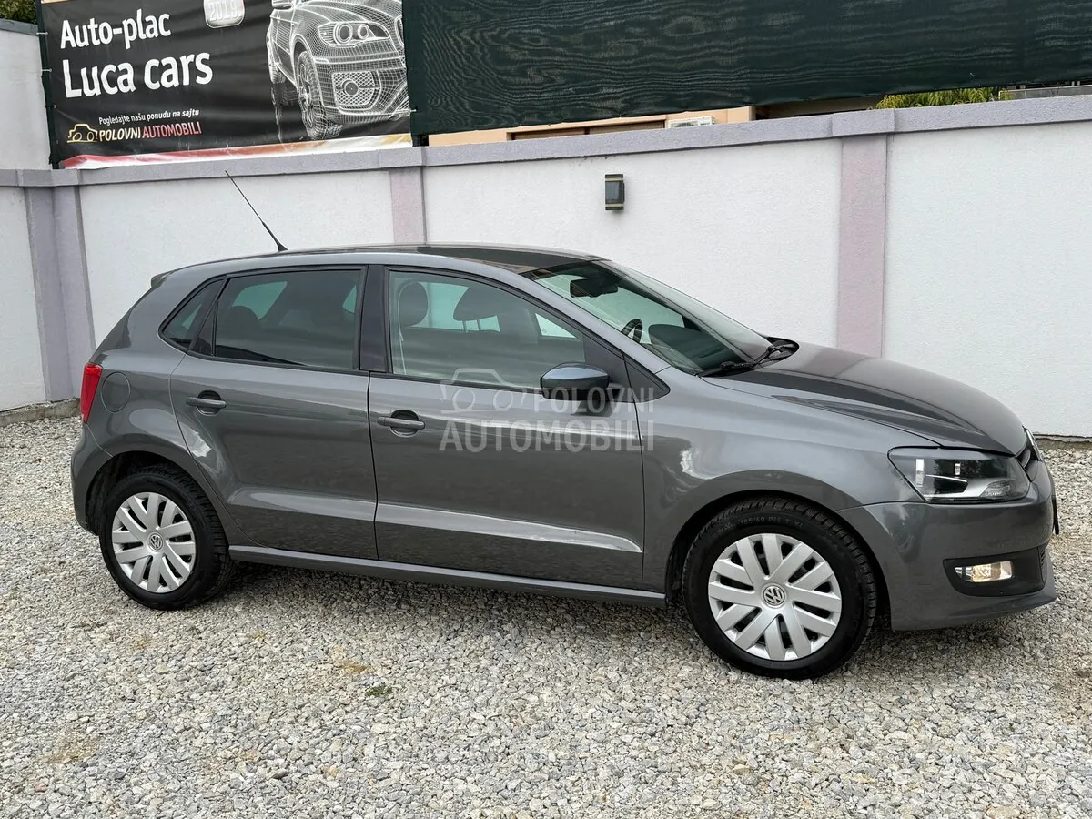 Volkswagen Polo 2011 photo 4
