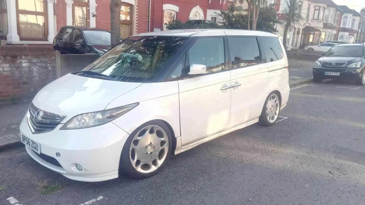 Honda Elysion