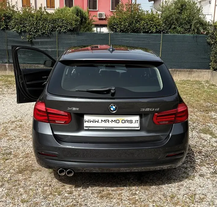BMW 320D 2017 photo 3
