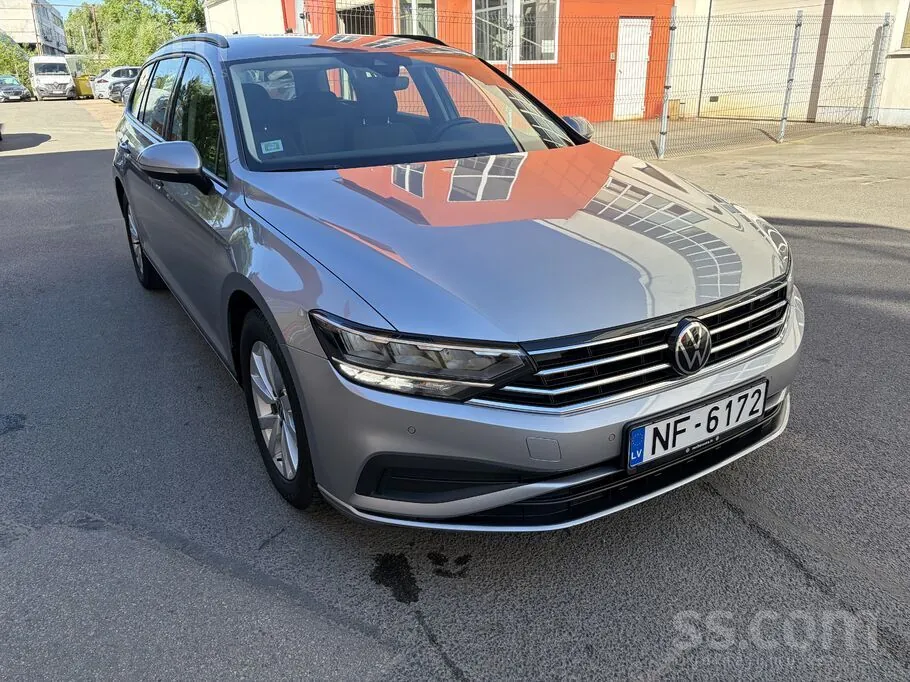 Volkswagen Passat 2022 photo 2