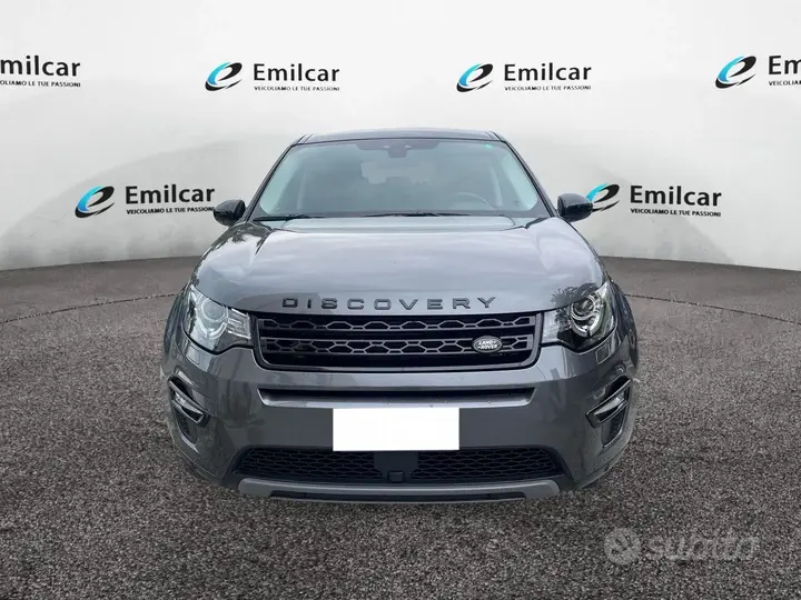 Land Rover Discovery Sport 2017 photo 5
