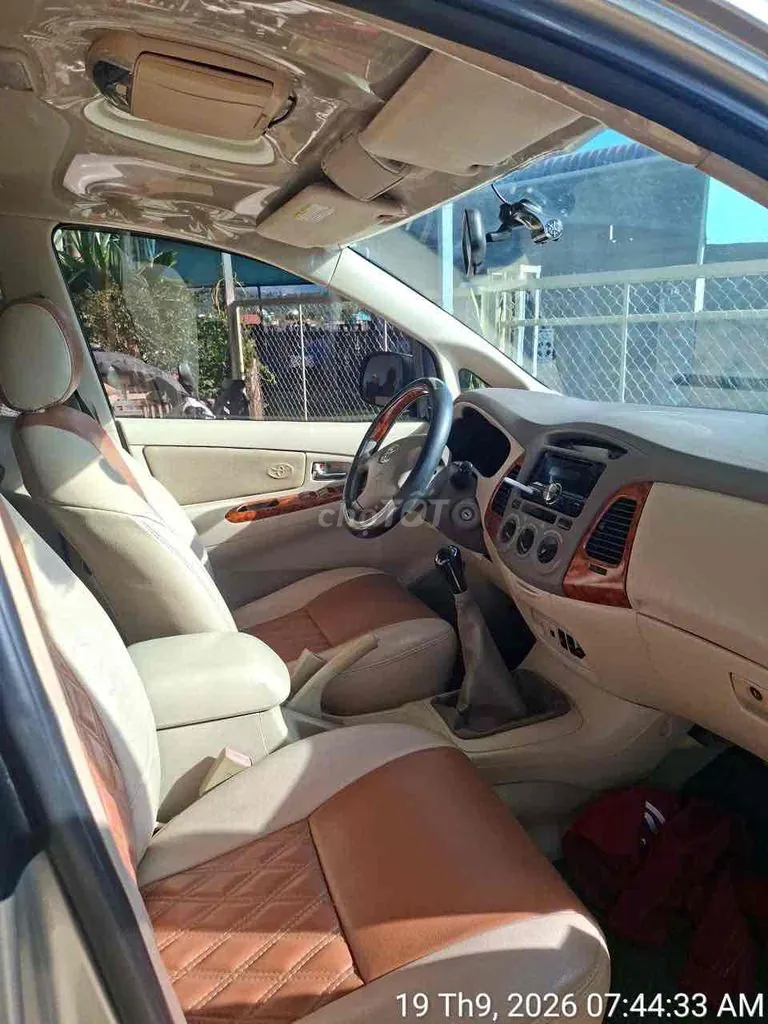 Toyota Innova 2007 photo 2