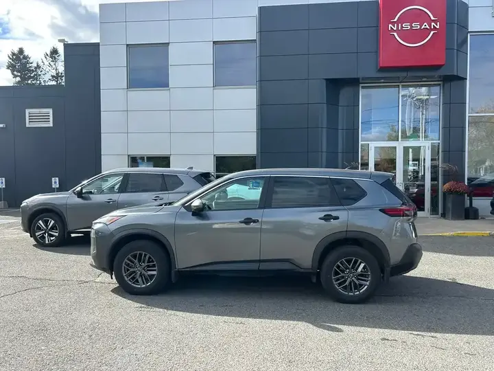 Nissan Rogue 2023 photo 2