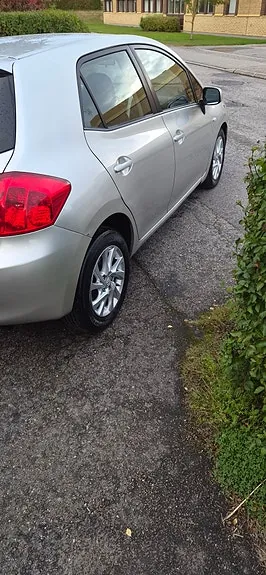 Toyota Auris 2007 photo 3
