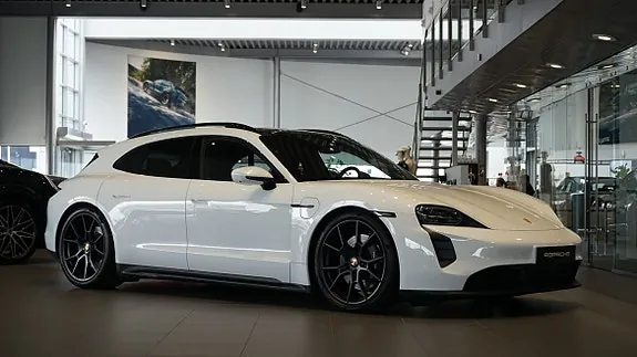 Porsche Taycan Gts